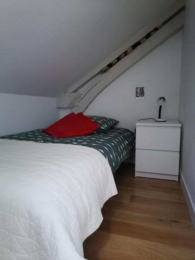 Gite La Maison La Saint-Aubin-d'Aubigne Luaran gambar